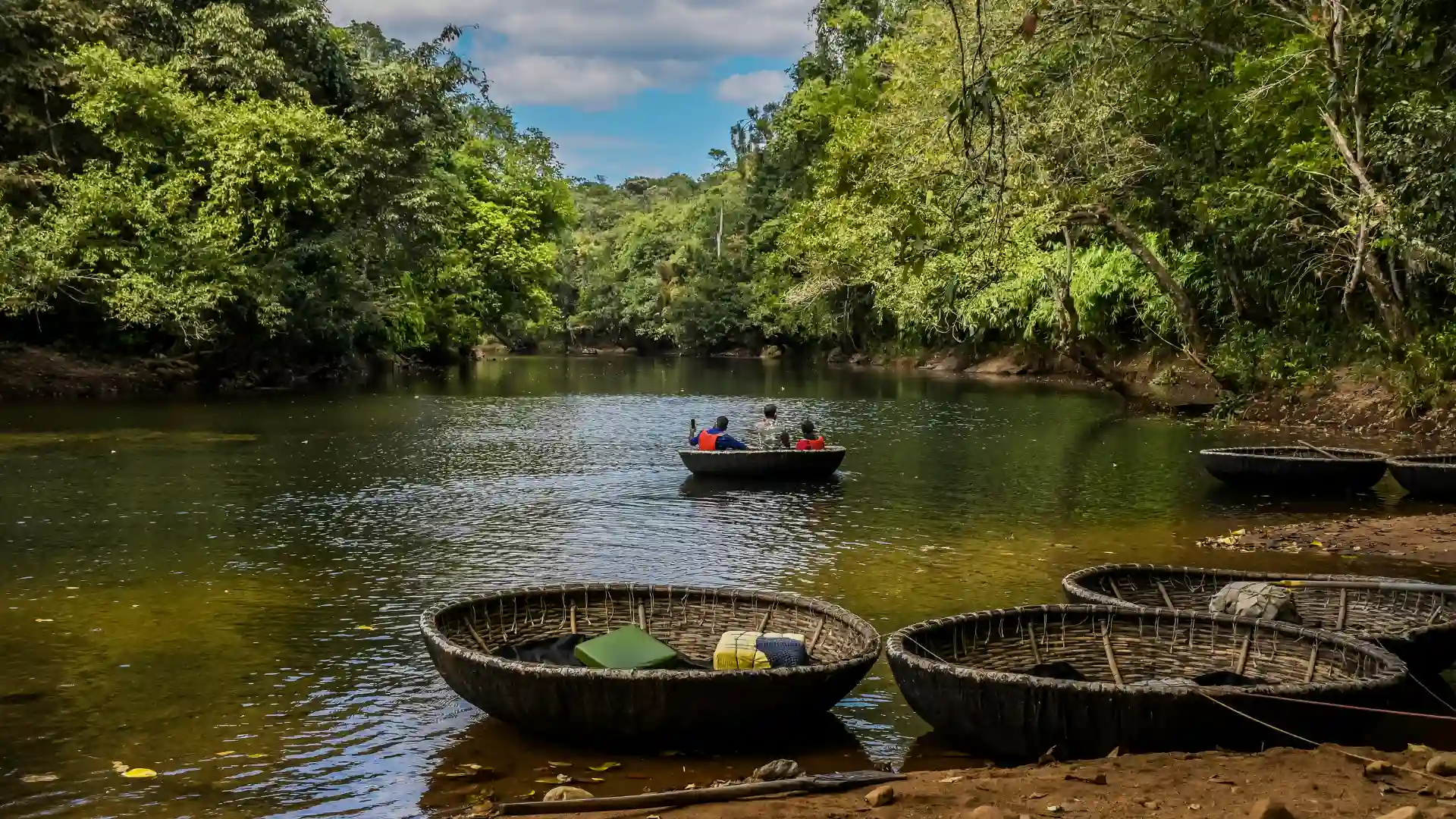 Experience the joy of coracle boating and enjoy a peaceful time on the water surrounded by nature. A memorable outdoor experience to add to your getaway. 